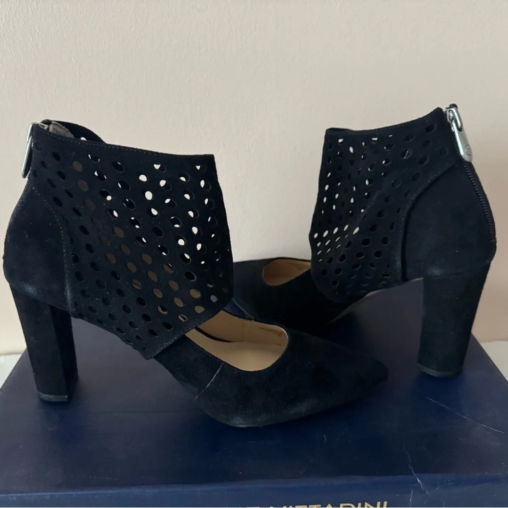 Adrienne Vittadini Nobbe Black Suede Heels with zipper. Size: 7.5